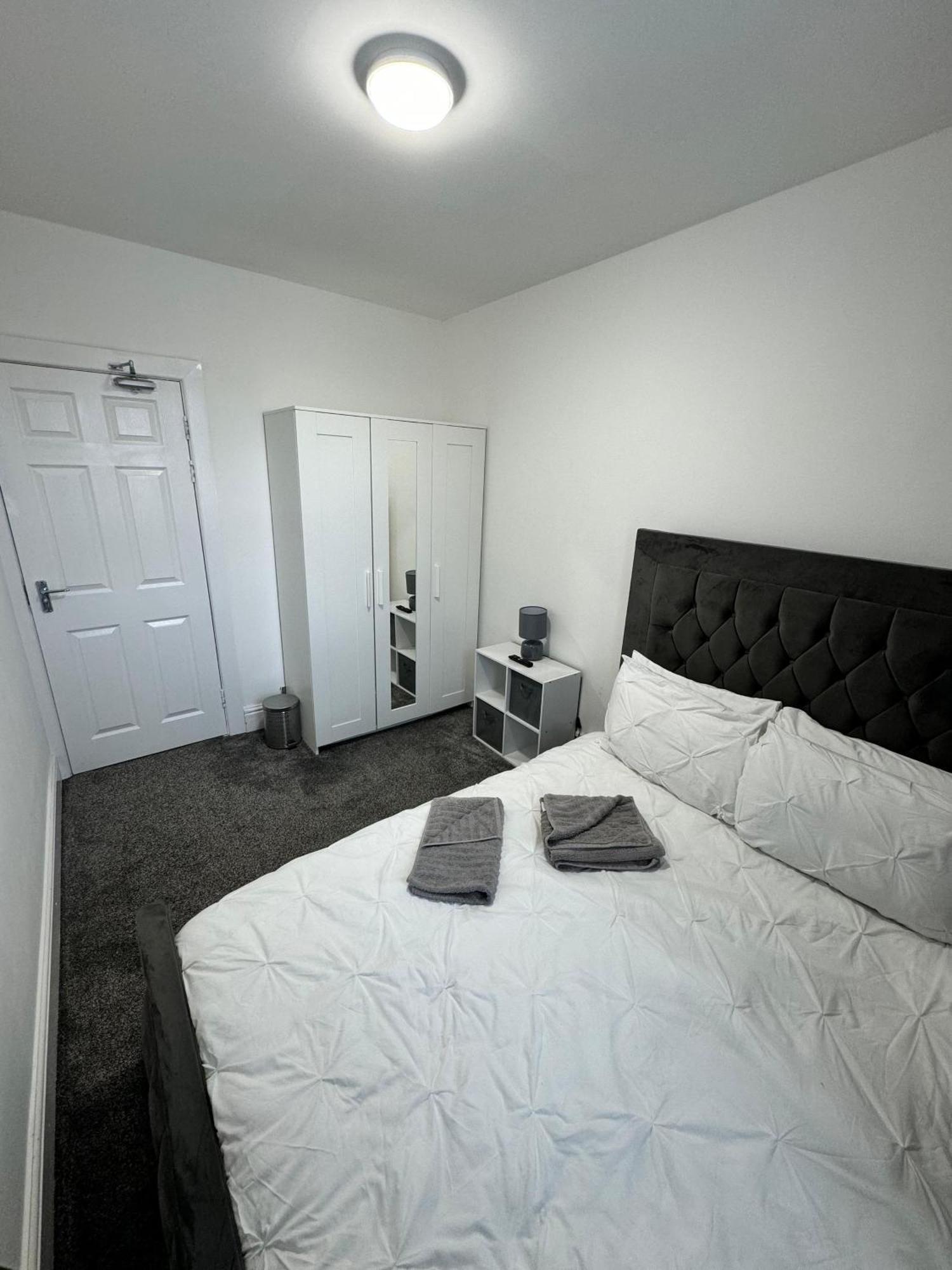 Luxury Ensuite Rooms @ Kingsley Terrace Newcastle Upon Tyne Exterior foto